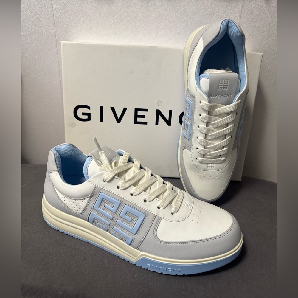 New Givenchy G 4Low Top Sneaker. Sz 44. $695
